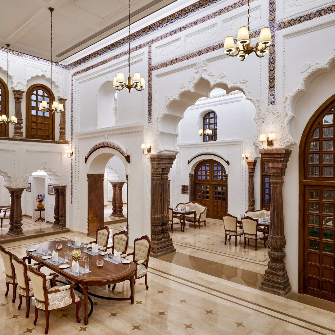 Diwan -I- Khas | A Feastful Tribute to Legacy